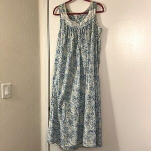 Eileen West cotton nightgown